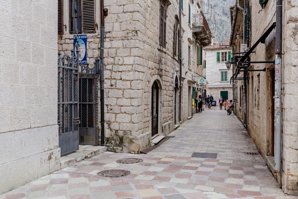 Old Town Summer Apartment Котор Екстер'єр фото